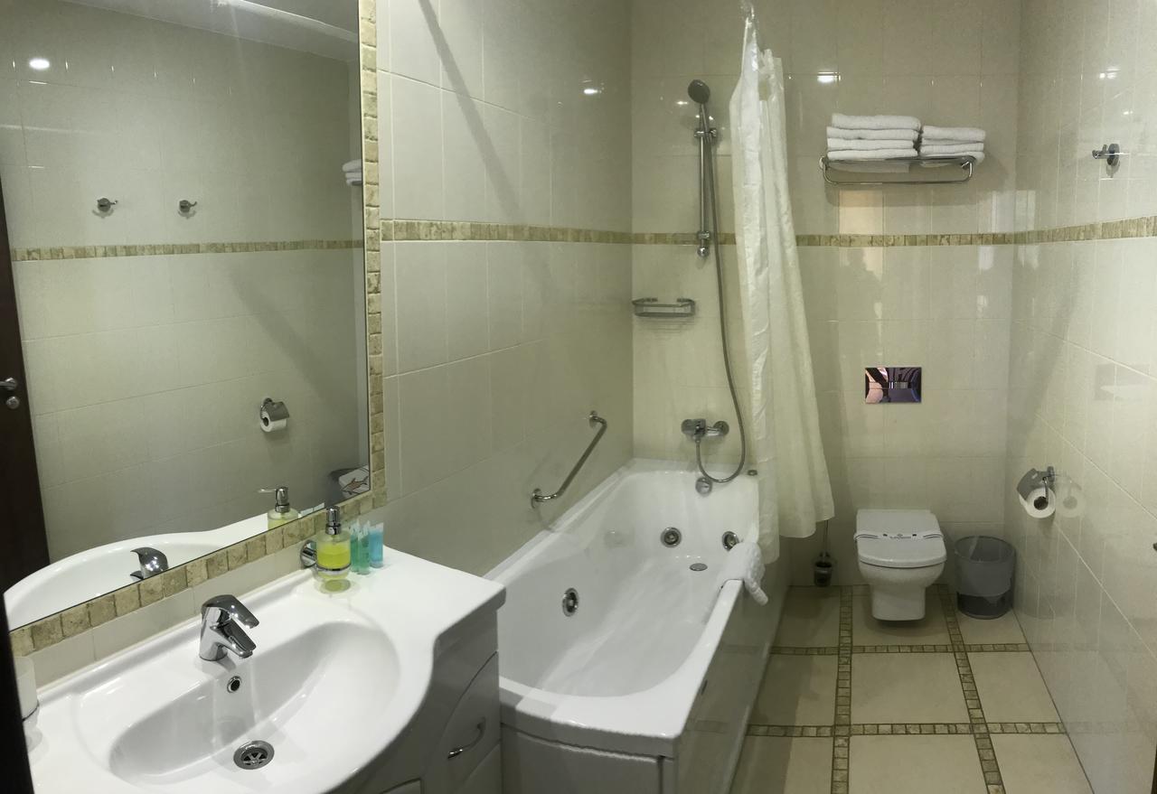 For You Hotel Odesa Exterior photo
